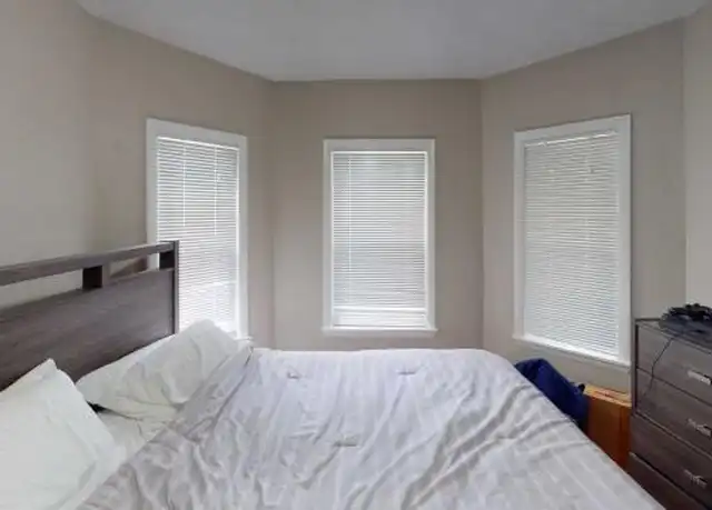 Property at 121 Highland Ave, Somerville, MA, 02143, 4 beds, 2 baths, [object Object]