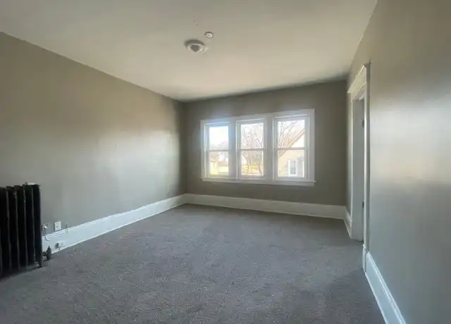 Property at 2501 S 11th St #2503, Milwaukee, WI, 53215, 2 beds, 1 bath, [object Object]