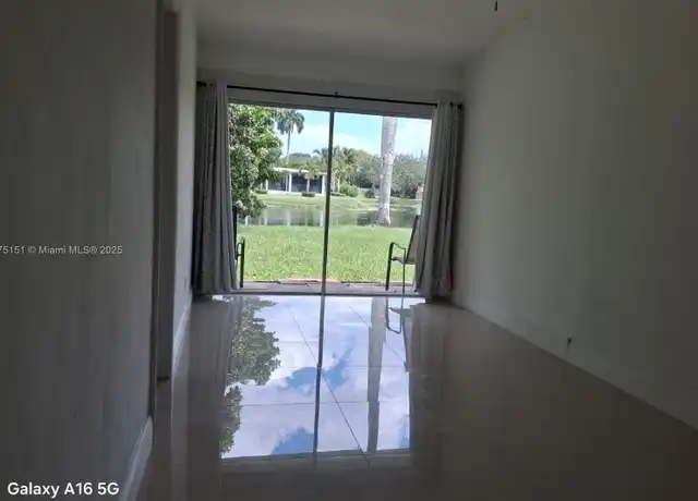 Property at 20 Holly Ln Unit 2, Plantation, FL, 33317, 1 bed, 1 bath, [object Object]
