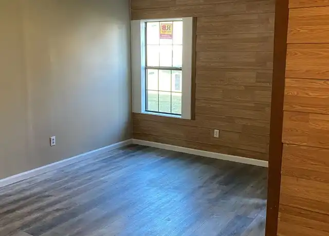 Property at 110 Martin Luther King Ave Unit 22, Nettleton, MS, 38858, 2 beds, 1 bath, [object Object]