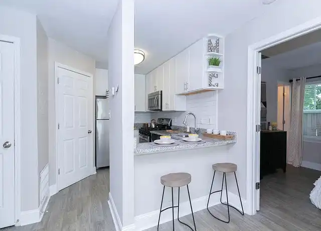 Property at Morningside Courts - 594 Wimbledon Rd NE, Atlanta, GA, 30324, 1-2 bed, 1-2 bath, [object Object]