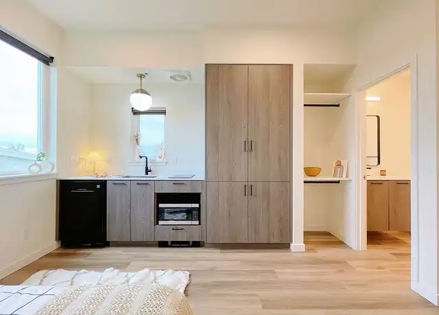 Property at Greta - 4746 20th Ave NE, Seattle, WA, 98105, 0 beds, 1 bath, [object Object]