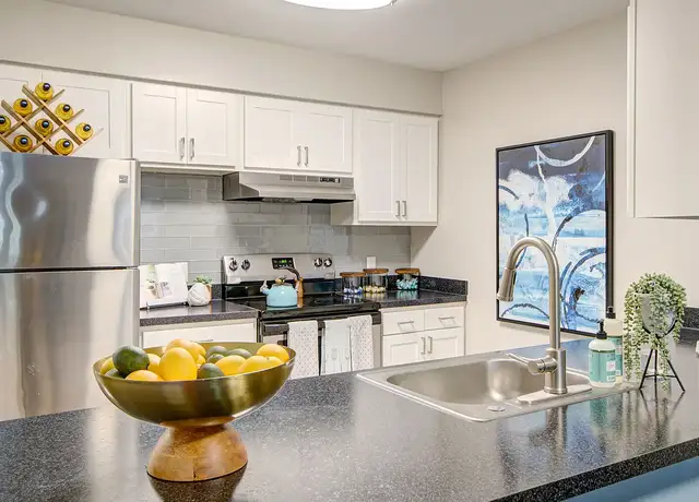 Photo of 14411 Newton Patent Ct, Centreville, VA 20120