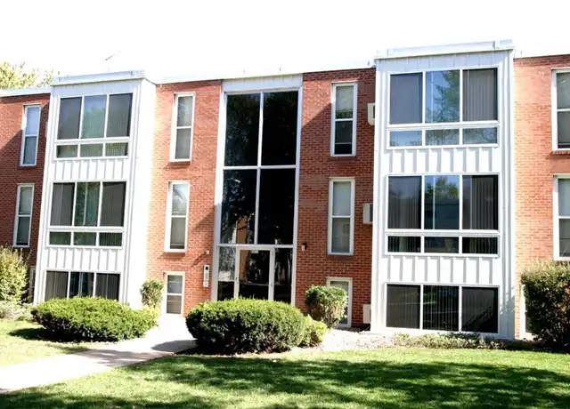 Property at 4431 Chowen Ave S Unit 1102, Minneapolis, MN, 55410, 1 bed, 1 bath, [object Object]