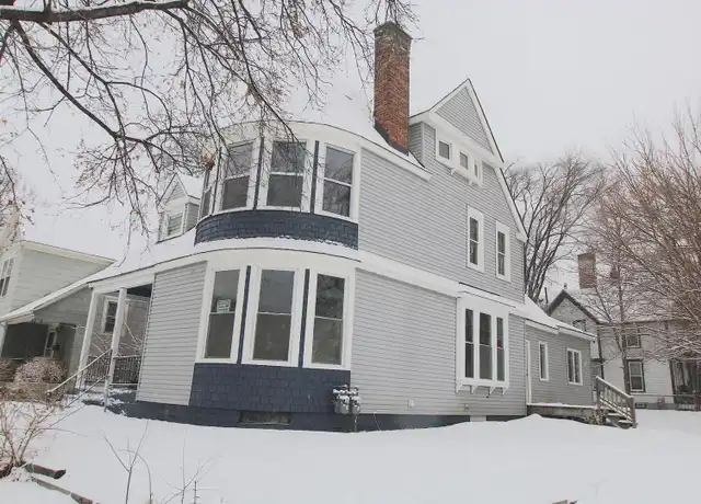 Property at 220 E 27th St Unit 2, Minneapolis, MN, 55408, 4 beds, 1 bath, [object Object]