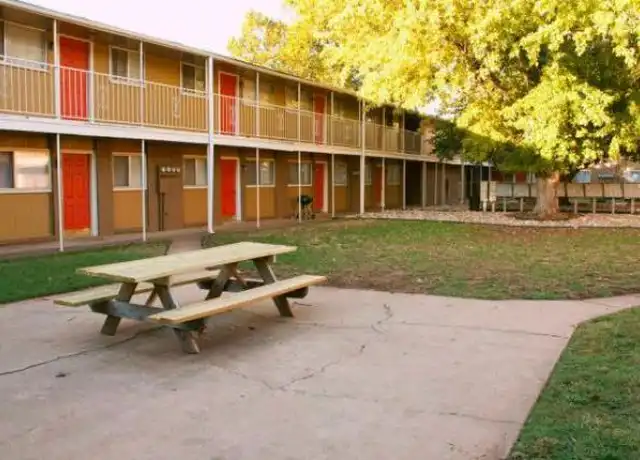 Property at 3407 NW 39th St, Oklahoma City, OK, 73112, 1 bed, 1 bath, [object Object]