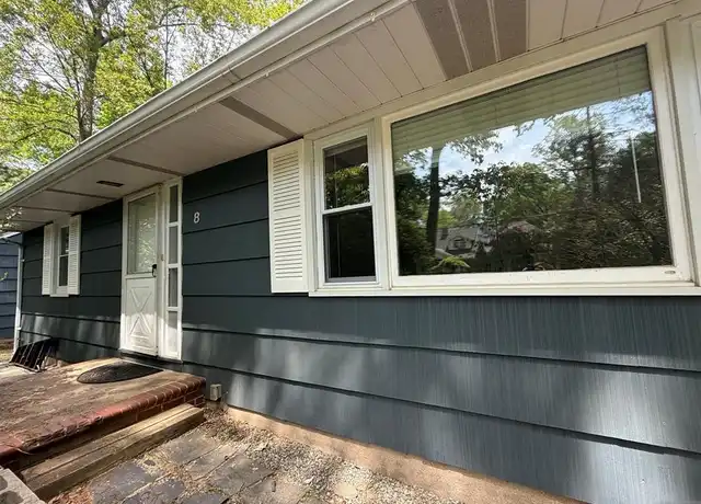 Property at 8 Autumn Ln, Old Tappan, NJ, 07675, 3 beds, 1 bath, [object Object]