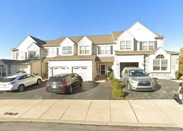 Property at 654 Fawn Cir Unit 1, King of Prussia, PA, 19406, 4 beds, 3.5 baths, [object Object]