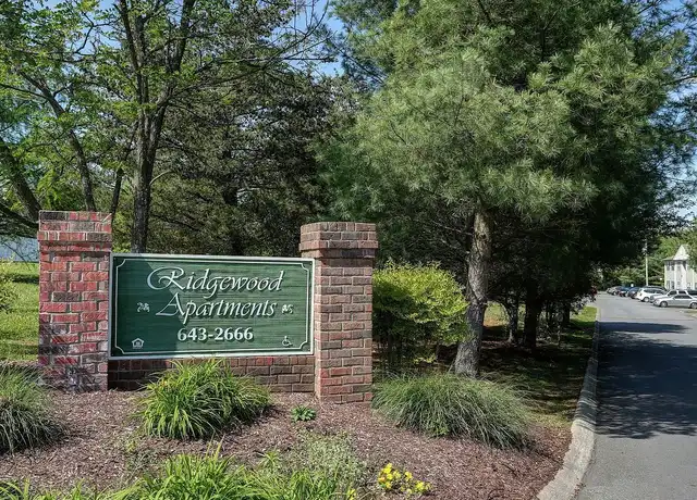 Property at Ridgewood Apartments - 2045 Highway 41 S, Greenbrier, TN, 37073, 3 beds, 2 baths, [object Object]
