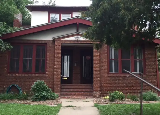 Property at 209 Cedar Lake Rd N Unit 2, Minneapolis, MN, 55405, 2 beds, 1 bath, [object Object]