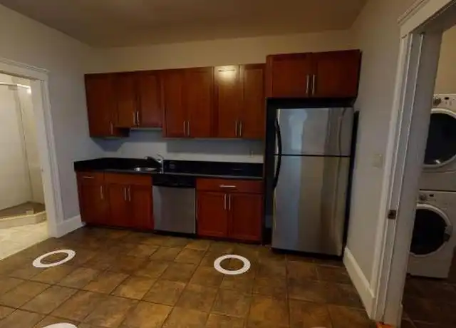 Property at 11a Beacon St, Somerville, MA, 02143, 3 beds, 2 baths, [object Object]
