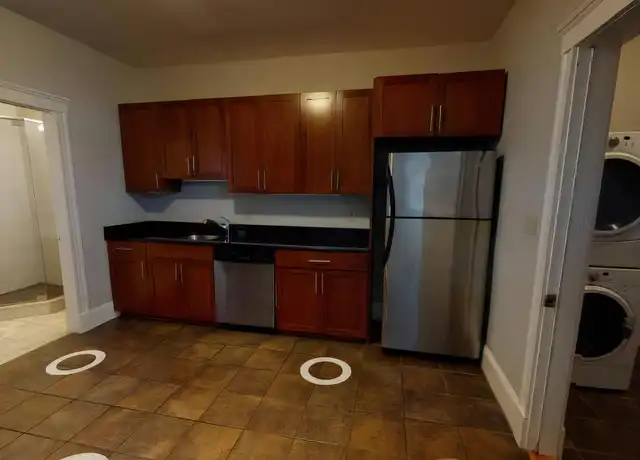 Property at 11a Beacon St, Somerville, MA, 02143, 3 beds, 2 baths, [object Object]