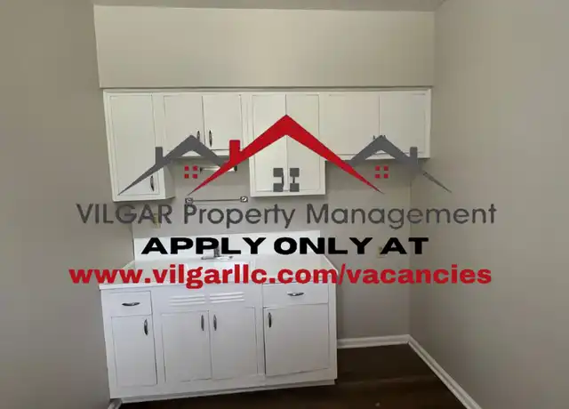 Property at 226 Waltham St Unit 2nd F, Hammond, IN, 46320, 1 bed, 1 bath, [object Object]