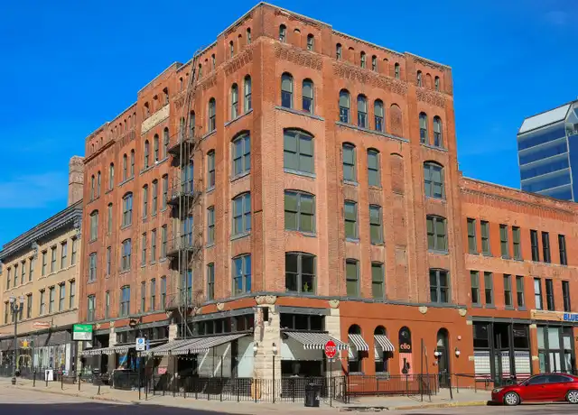 Property at 424 S 12th St Unit 502, Omaha, NE, 68102, 1 bed, 1 bath, [object Object]