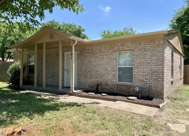 Property at 3701 Radford Rd, Fort Worth, TX, 76119, 3 beds, 1 bath, [object Object]