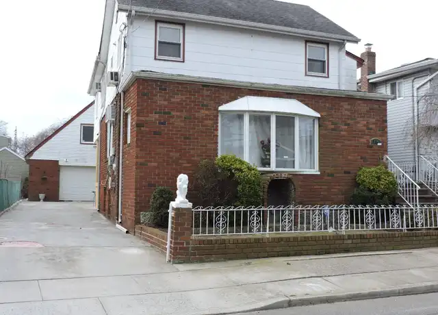 Property at 18 Leach St, Lynbrook, NY, 11563, 3 beds, 2 baths, [object Object]