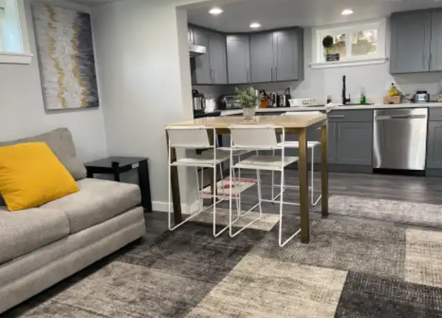 Property at 1012 NE 91st St Unit B, Seattle, WA, 98115, 2 beds, 1 bath, [object Object]
