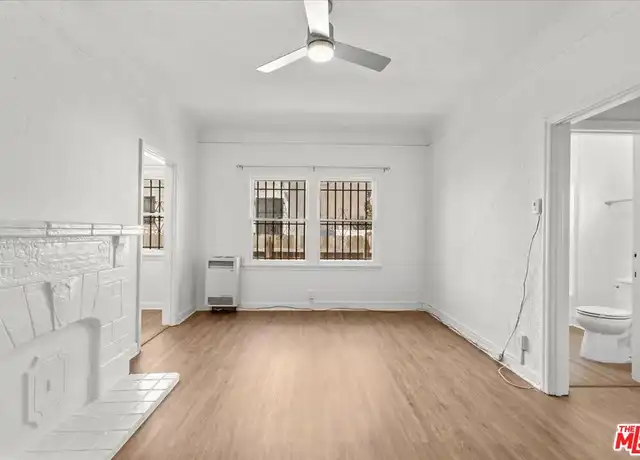 Property at 630 Cochran Ave Unit 5, Los Angeles, CA, 90036, 1 bed, 1 bath, [object Object]