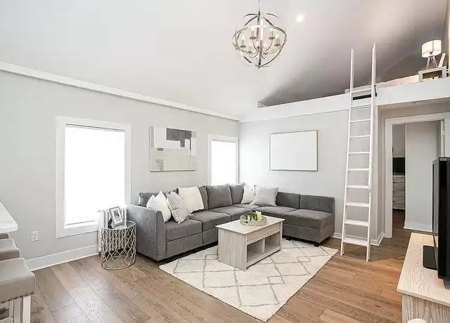 Property at 14 Brinley St, Newport, RI, 02840, 1 bed, 1 bath, [object Object]