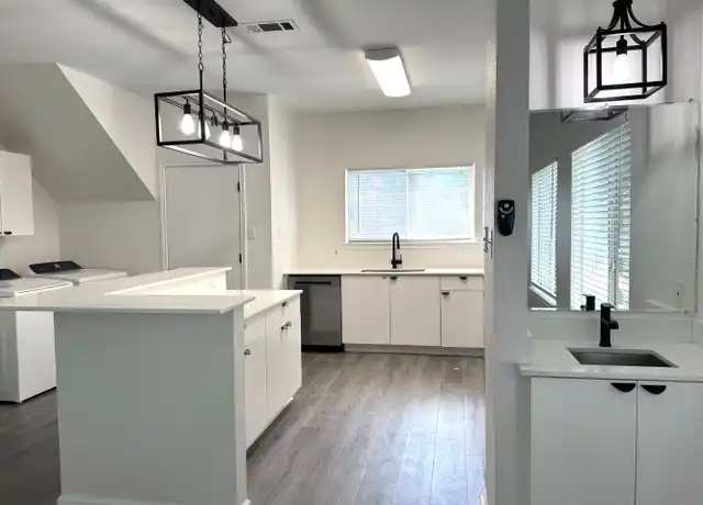 Property at 3410 Speedway Unit B, Austin, TX, 78705, 6 beds, 3 baths, [object Object]