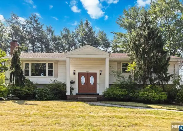 Property at 494 Salem St, Paramus, NJ, 07652, 4 beds, 2.5 baths, [object Object]