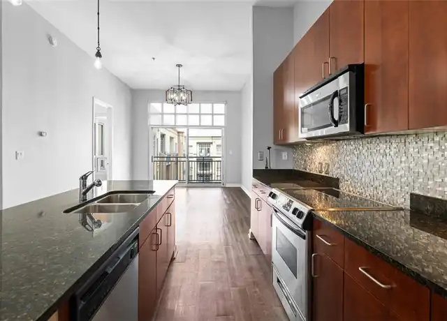 Property at 711 Cosmopolitan Dr NE #428, Atlanta, GA, 30324, 2 beds, 2 baths, [object Object]