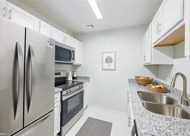 Property at 3225 E Riverside Dr #53, Fort Myers, FL, 33916, 1 bed, 1 bath, [object Object]
