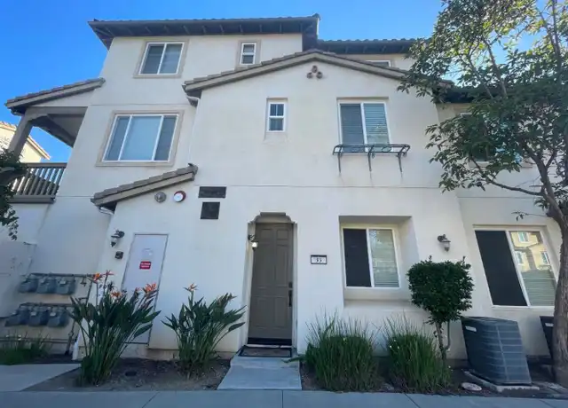 Property at 2364 Calle Sabroso #33, Chula Vista, CA, 91914, 2 beds, 1.5 baths, [object Object]