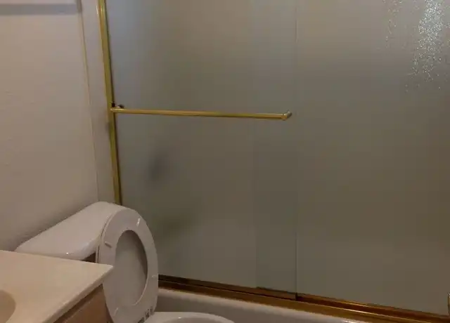 Property at 1818 Virginia St Unit E, Berkeley, CA, 94703, 2 beds, 1 bath, [object Object]