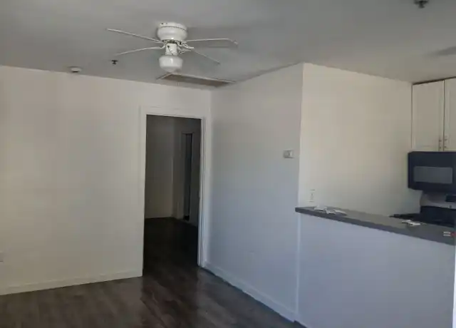 Property at 823 W 43rd Pl Unit 823, Los Angeles, CA, 90037, 1 bed, 1 bath, [object Object]