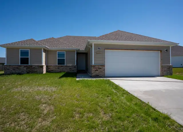 Property at 2180 S Durango Dr, Bolivar, MO, 65613, 4 beds, 2 baths, [object Object]