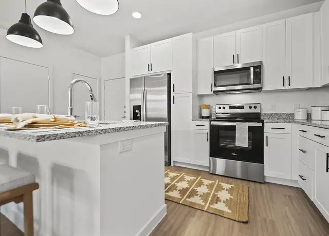 Photo of 8101 Loyola Ln, Austin, TX 78724