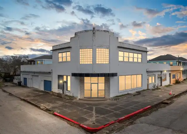 Property at 1227 Avenue L, Galveston, TX, 77550, 2 beds, 1 bath, [object Object]