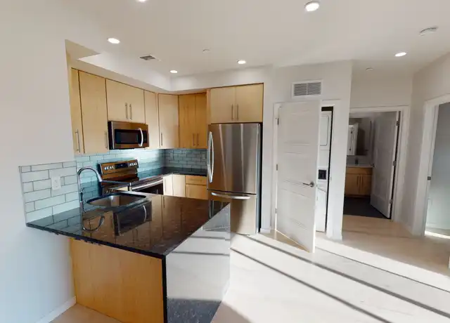 Property at 47 W Elm St Unit 203, Brockton, MA, 02301, 1 bed, 1 bath, [object Object]