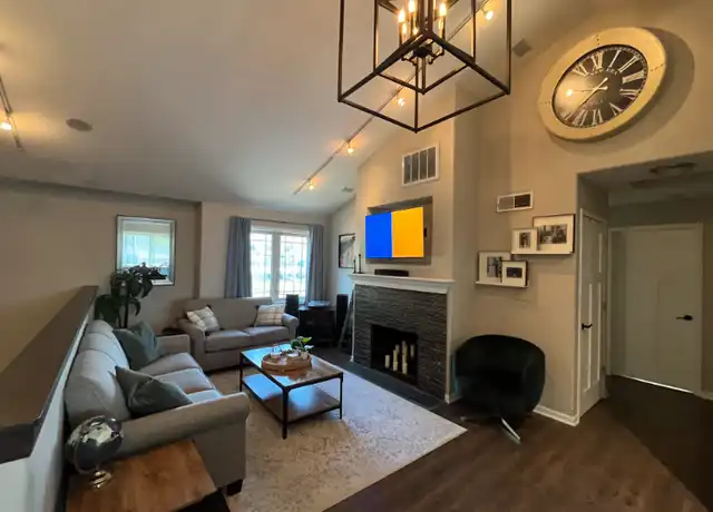 Property at 316 E Stewart St #3, Milwaukee, WI, 53207, 2 beds, 1.5 baths, [object Object]