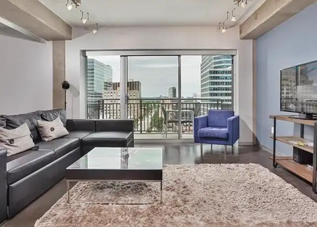 Property at 800 Brazos St Unit 9007, Austin, TX, 78701, 1 bed, 1 bath, [object Object]