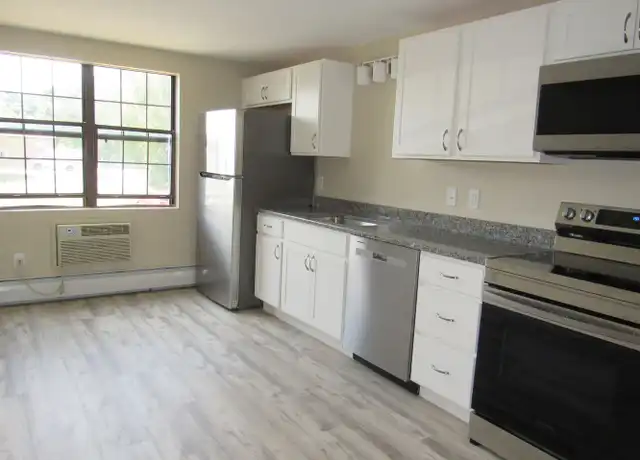 Property at 48 Westville Rd Unit B2U6, Plaistow, NH, 03865, 2 beds, 1 bath, [object Object]