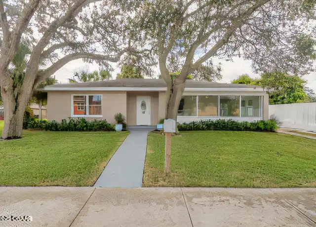 Property at 326 Ribault Ave, Daytona Beach, FL, 32118, 3 beds, 1 bath, [object Object]