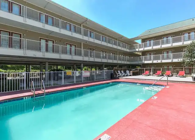 Property at 1560 High Rd, Tallahassee, FL, 32304, 1 bed, 1 bath, [object Object]