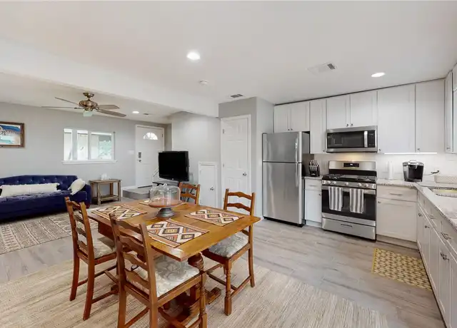 Property at 513 Boyett St Unit 2, College Station, TX, 77840, 1 bed, 1 bath, [object Object]