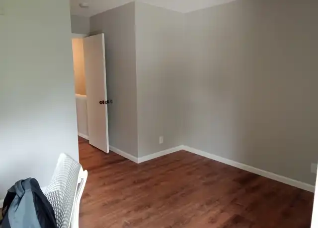 Property at 1204 Poppyseed Dr, St Paul, MN, 55112, 3 beds, 1 bath, [object Object]