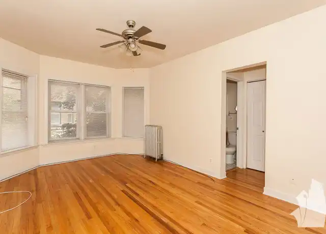 Property at 3912 N Pine Grove Ave Unit 3924-G, Chicago, IL, 60613, 2 beds, 1 bath, [object Object]