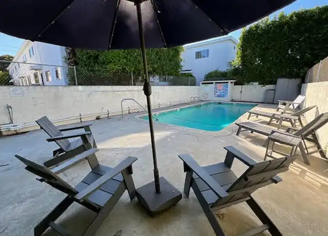 Property at 2925 4th St, Santa Monica, CA, 90405, 1 bed, 1 bath, [object Object]