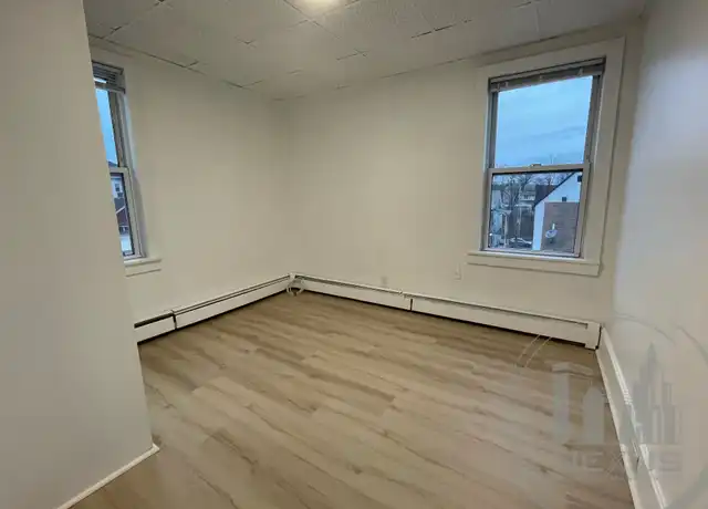 Property at 44 Bennett St, Woonsocket, RI, 02895, 3 beds, 1 bath, [object Object]