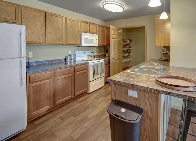 Property at Vue 28 - 3332 28th St W, Williston, ND, 58801, 1-3 bed, 1-2 bath, [object Object]