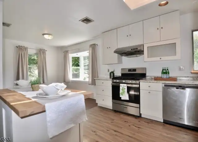 Property at 8 Drummond Rd, Westfield, NJ, 07090, 3 beds, 2 baths, [object Object]