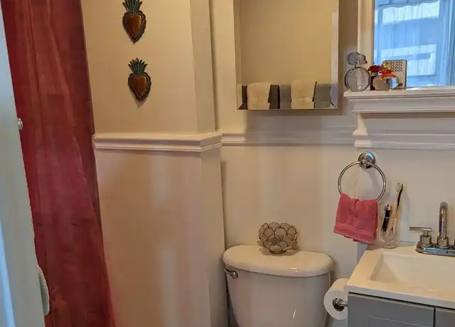 Property at 43 Bowdoin St Unit 2F, Boston, MA, 02114, 1 bed, 1 bath, [object Object]
