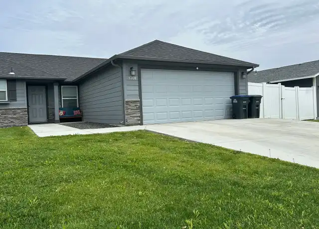 Property at 1308 W Javelin St, Moses Lake, WA, 98837, 3 beds, 2 baths, [object Object]