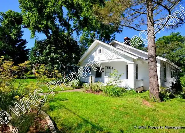 Property at 42 Mitchell Ave, Asheville, NC, 28806, 3 beds, 1.5 baths, [object Object]