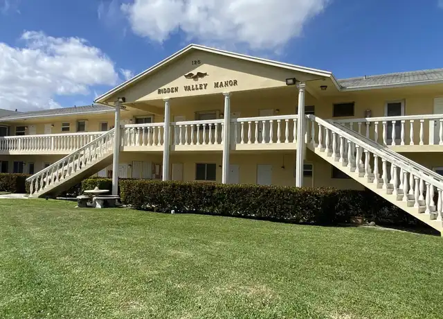 Property at 125 W Hidden Valley Blvd #12, Boca Raton, FL, 33487, 1 bed, 1 bath, [object Object]